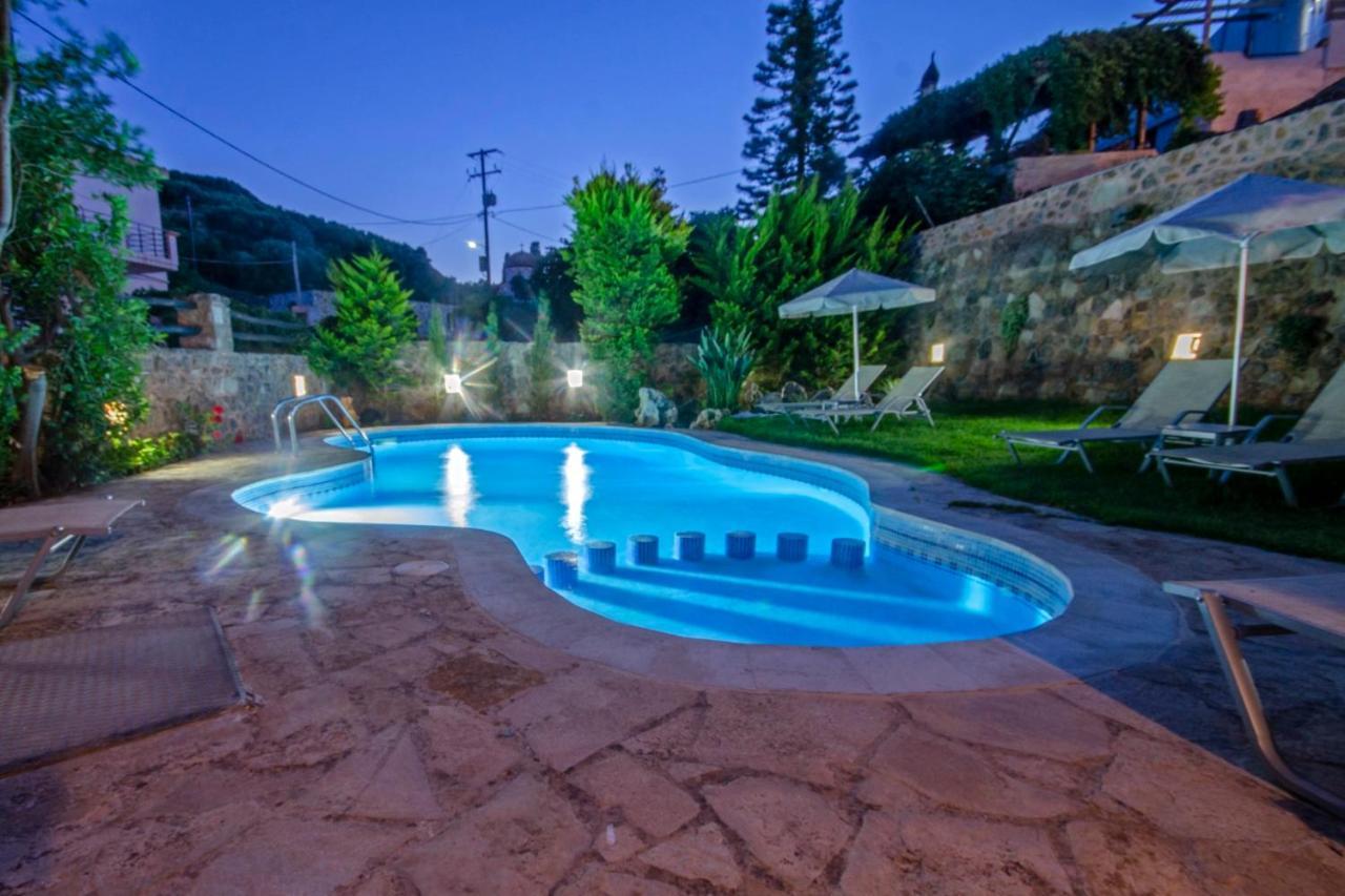 Aretaki Villas Astrátigos Exterior photo