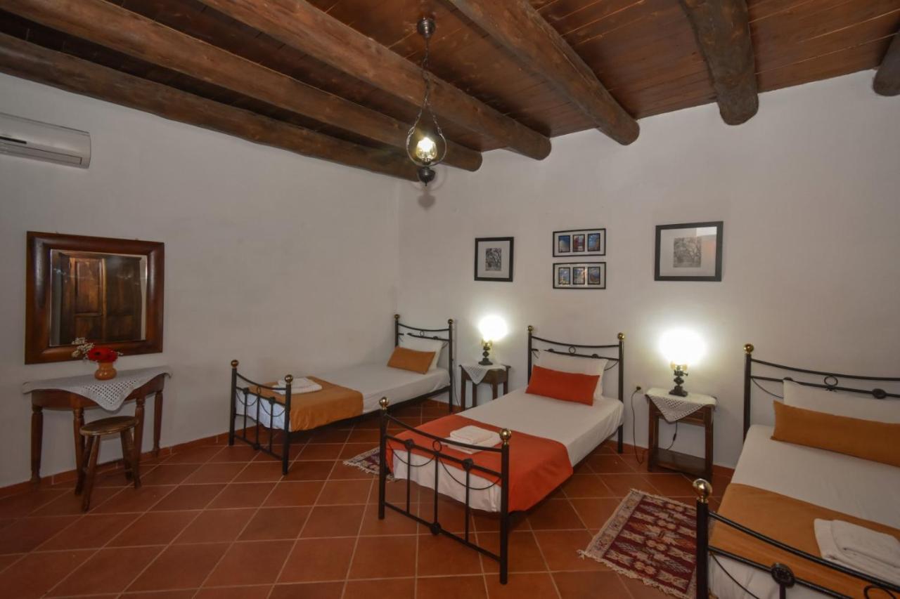 Aretaki Villas Astrátigos Exterior photo
