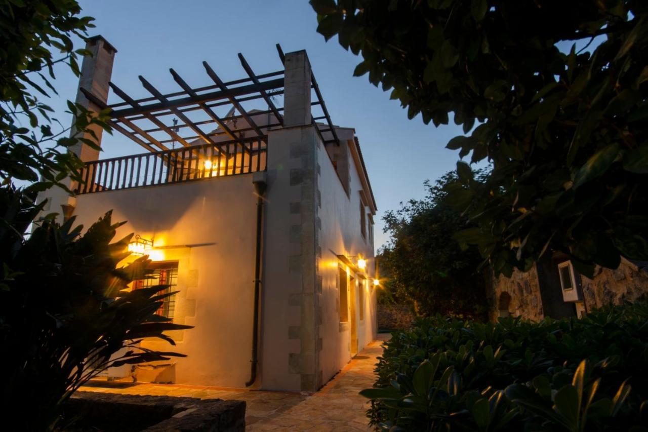 Aretaki Villas Astrátigos Exterior photo